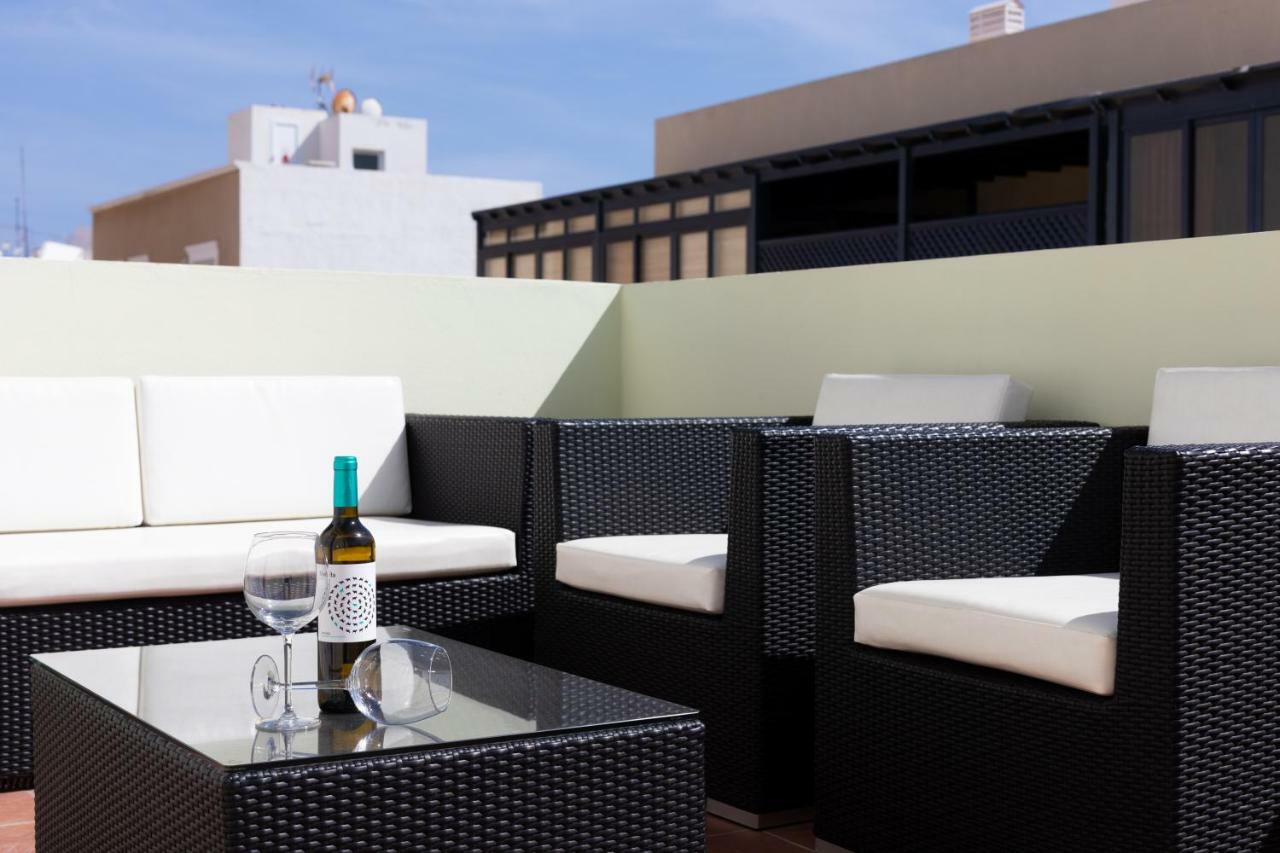 Rooms & Suites Terrace 3A Аресифе Екстериор снимка