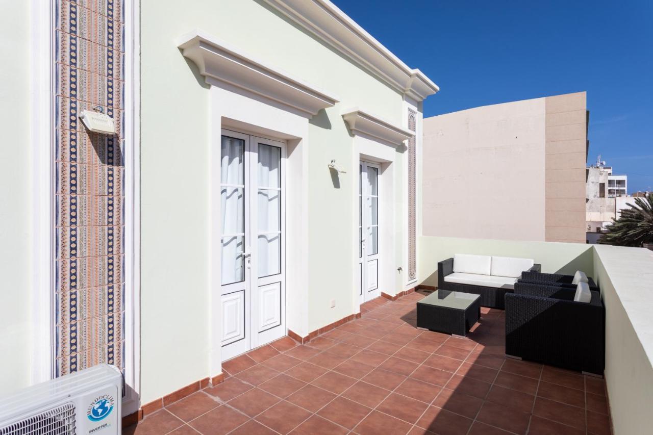 Rooms & Suites Terrace 3A Аресифе Екстериор снимка